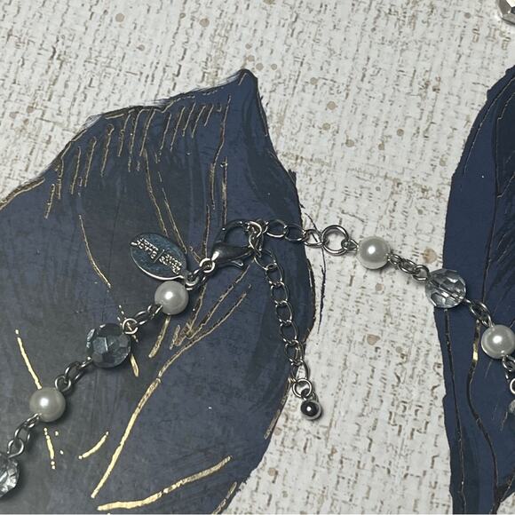 Estate WHBM Silver Crystal Flower and Faux Pearl Necklace and Bracelet Set - Picture 5 of 16